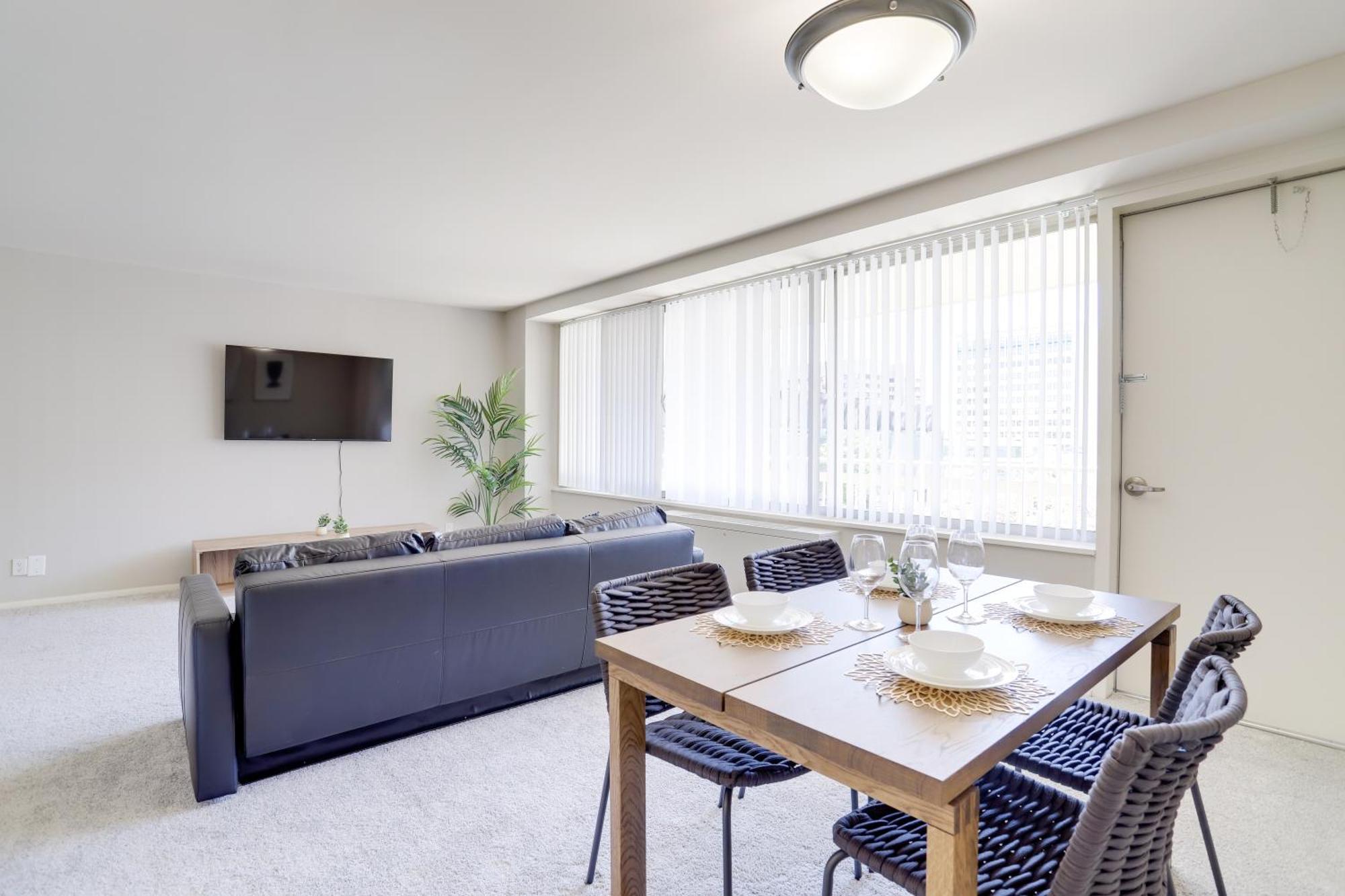 Style And Convenience Apartment At Crystal City Arlington Luaran gambar