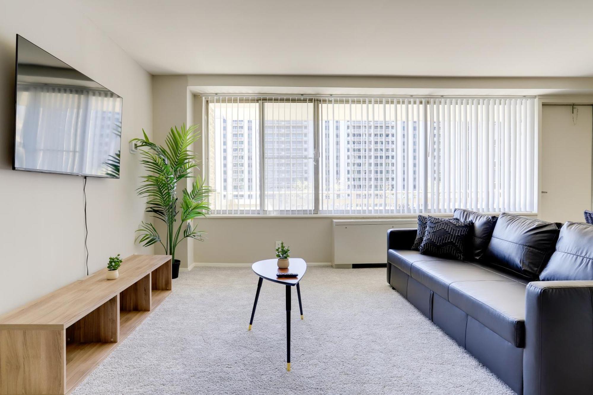 Style And Convenience Apartment At Crystal City Arlington Luaran gambar