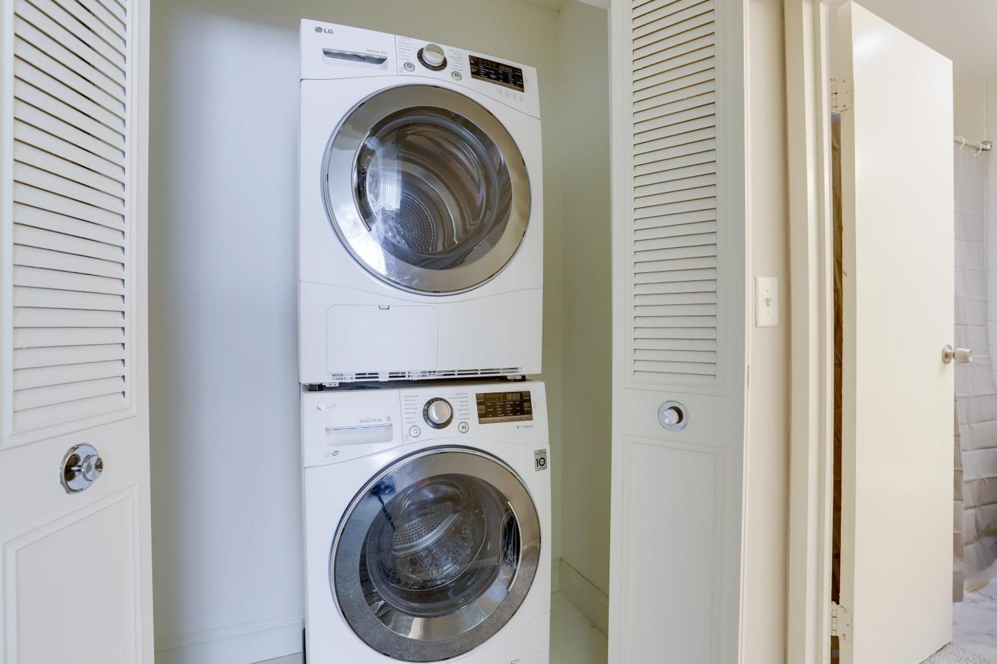 Style And Convenience Apartment At Crystal City Arlington Luaran gambar
