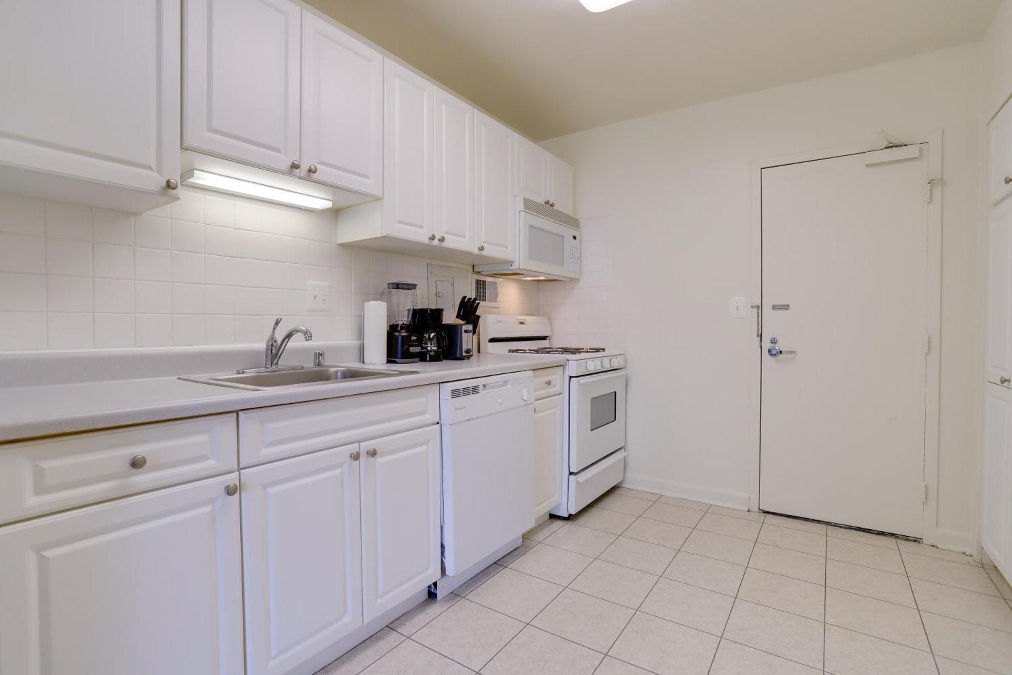 Style And Convenience Apartment At Crystal City Arlington Luaran gambar
